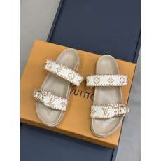 Louis Vuitton Slippers